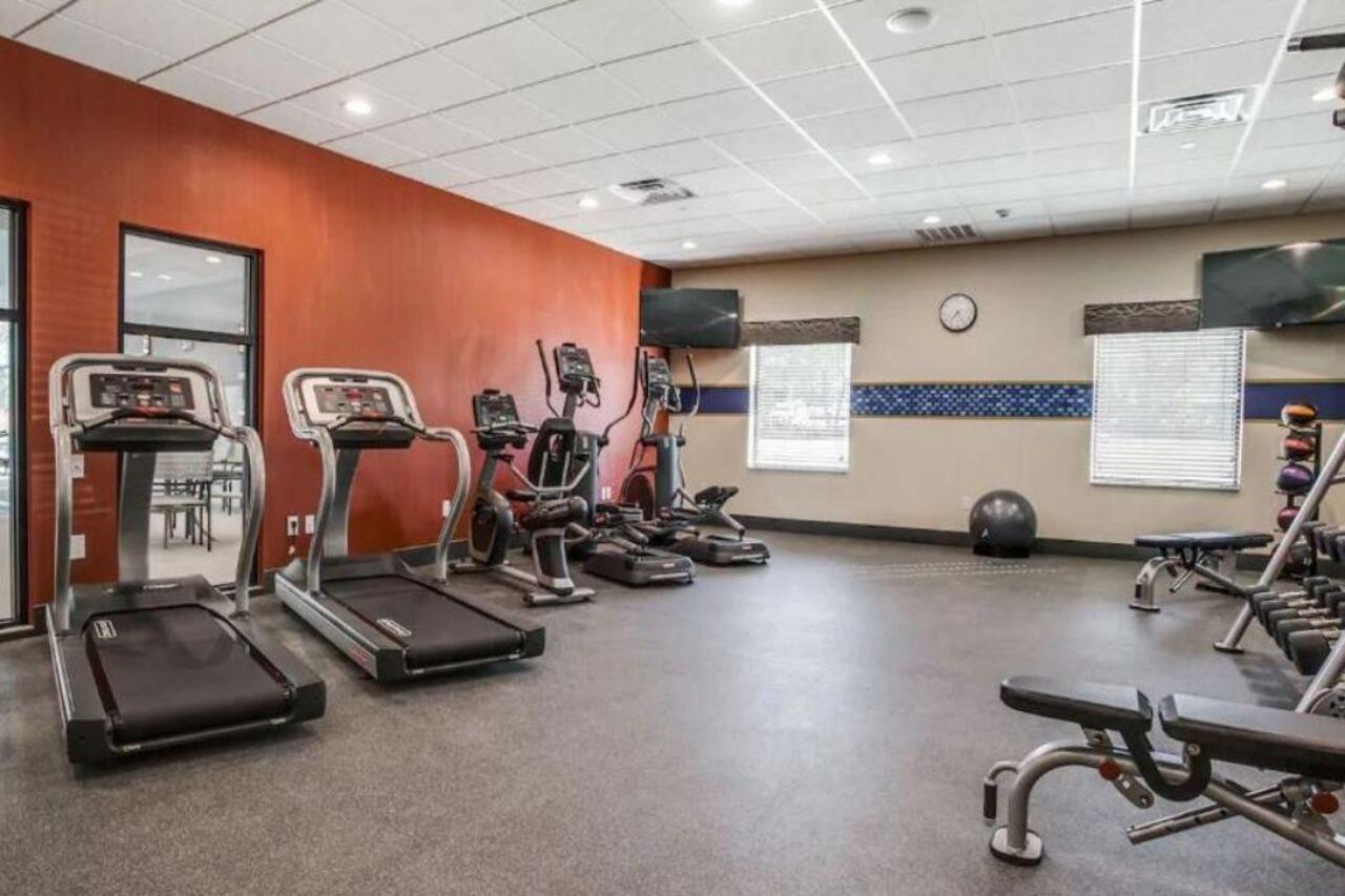 Hampton Inn & Suites Dallas-Central Expy/North Park Area Extérieur photo
