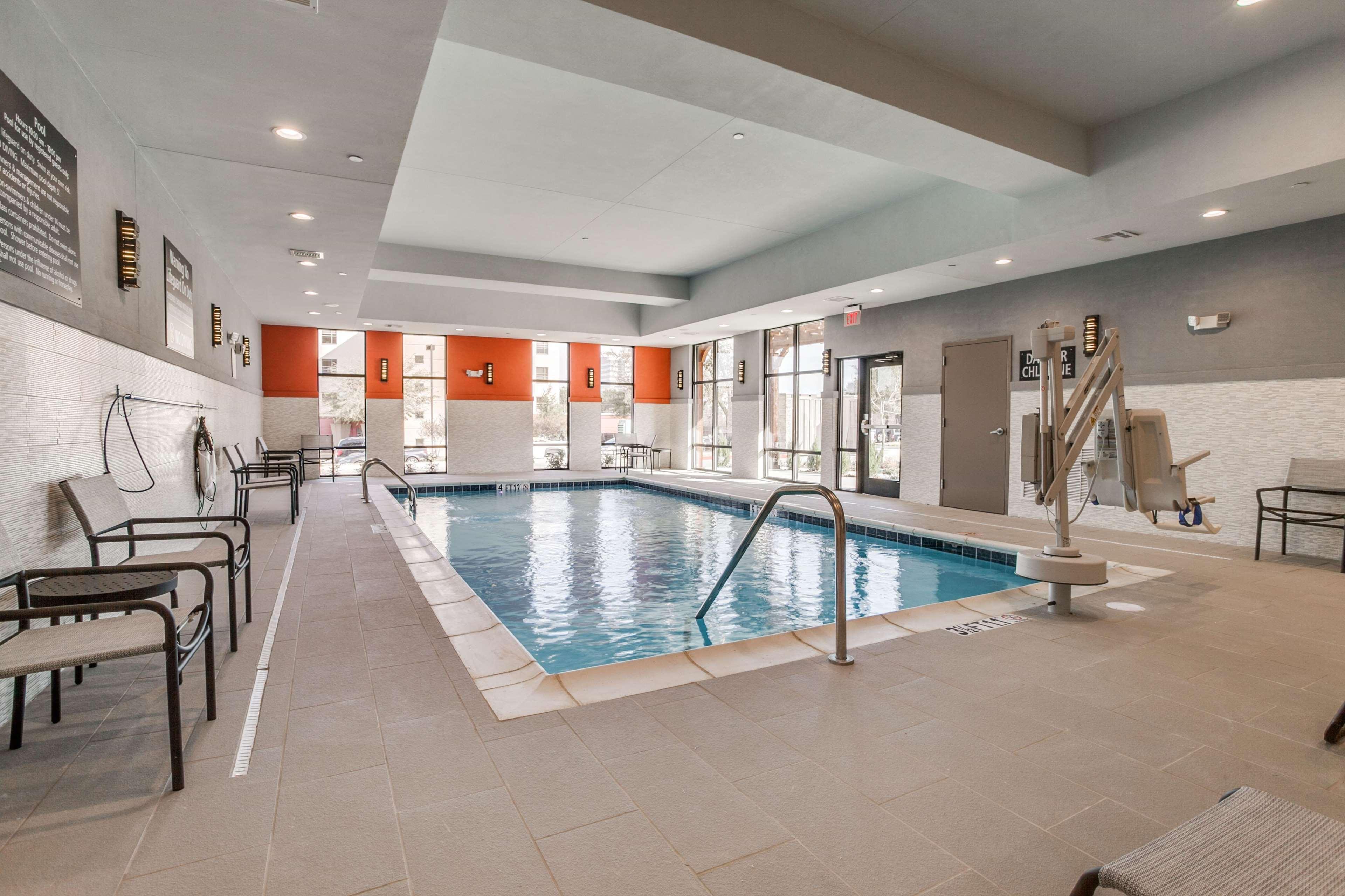 Hampton Inn & Suites Dallas-Central Expy/North Park Area Extérieur photo