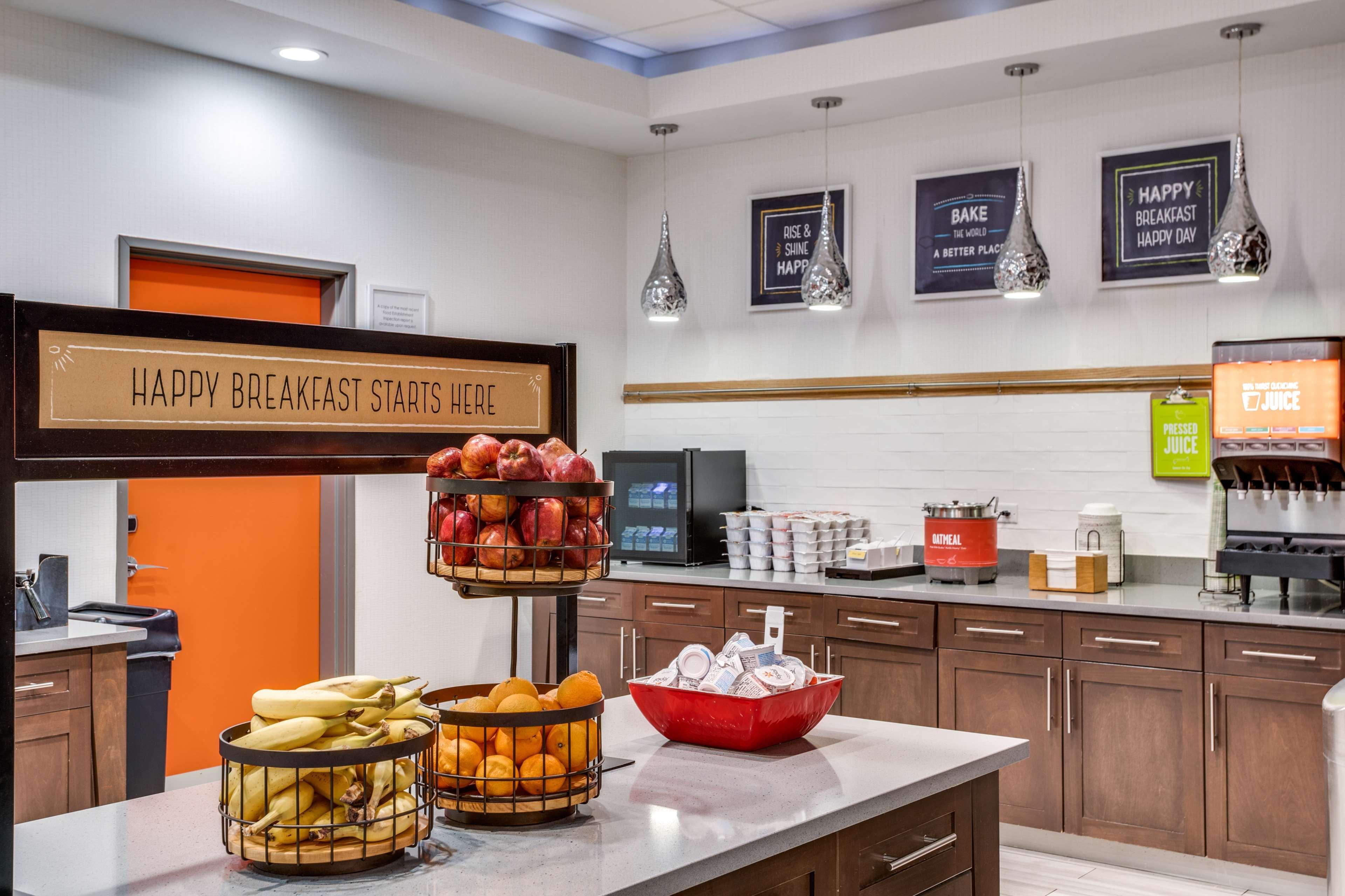 Hampton Inn & Suites Dallas-Central Expy/North Park Area Extérieur photo