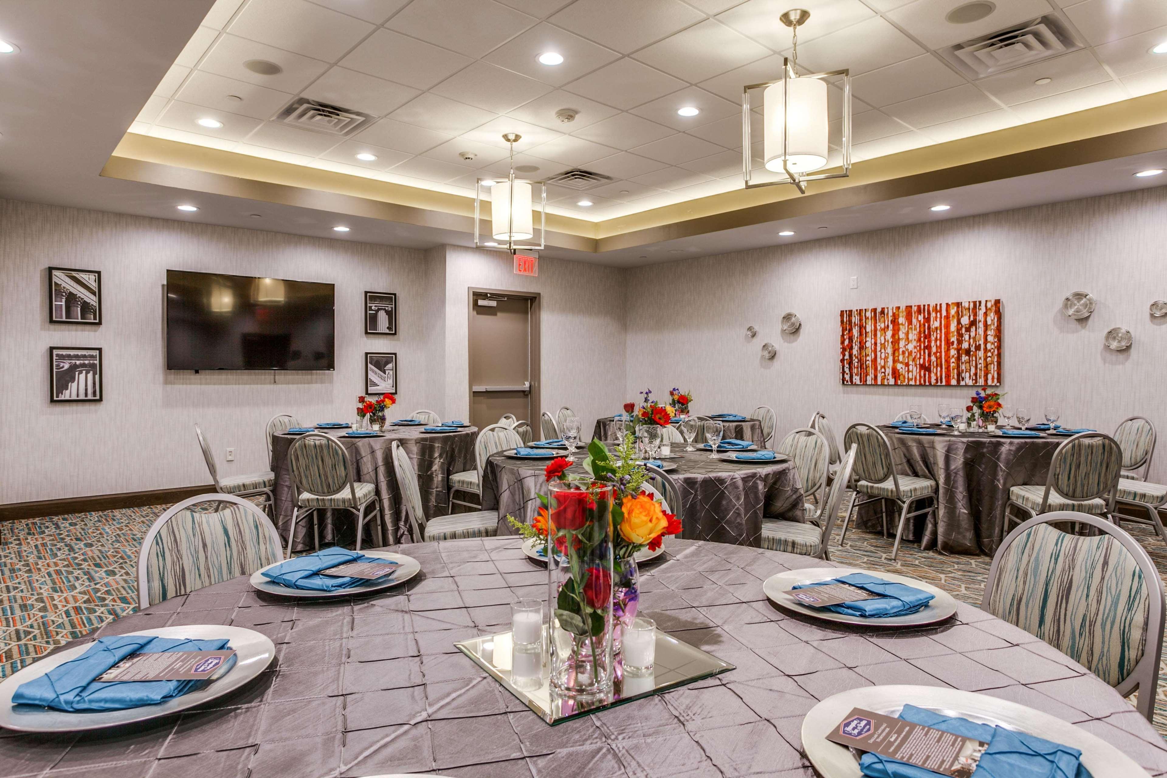 Hampton Inn & Suites Dallas-Central Expy/North Park Area Extérieur photo